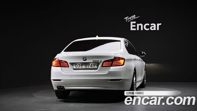 BMW 5-Series 2015 — photo 4