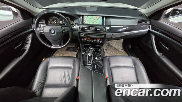 BMW 5-Series 2015 — photo 7