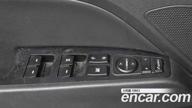 Hyundai AVANTE 2018 — photo 17