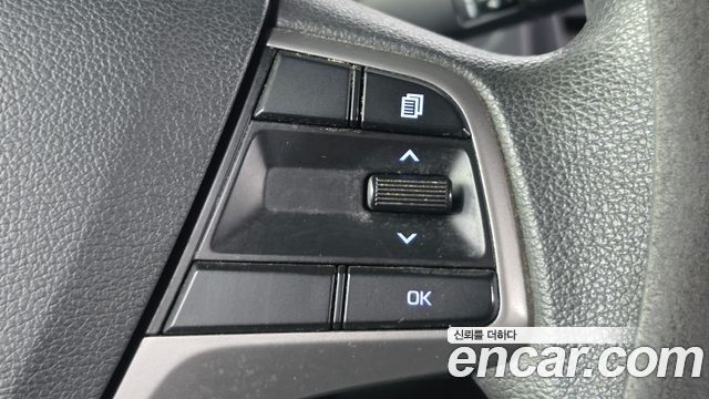 Hyundai AVANTE 2018 — photo 22