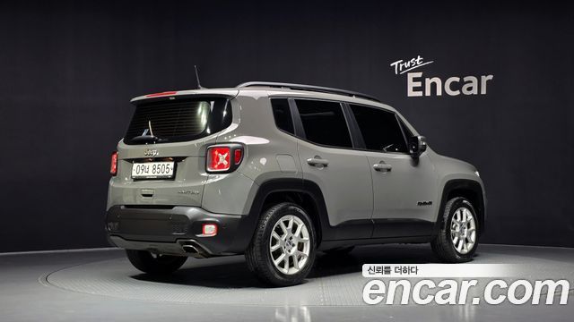 Jeep Renegade 2019 — photo 2