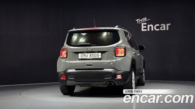 Jeep Renegade 2019 — photo 4