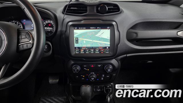 Jeep Renegade 2019 — photo 20