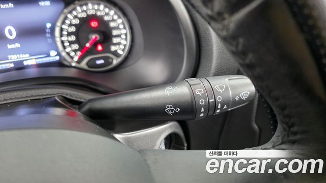 Jeep Renegade 2019 — photo 29