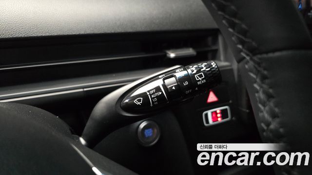 Hyundai Staria 2025 — photo 16