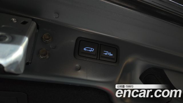 Hyundai Staria 2025 — photo 20