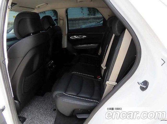 Genesis GV70 2022 — photo 6