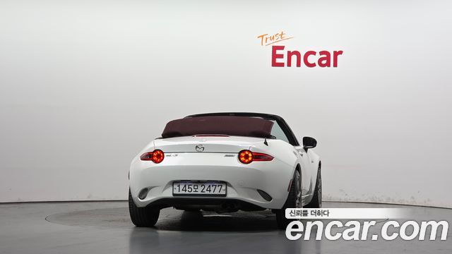 Mazda MX-5 Miata 2018 — photo 4