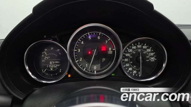 Mazda MX-5 Miata 2018 — photo 11