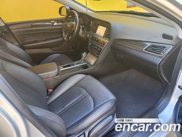 Hyundai Sonata 2015 — photo 13