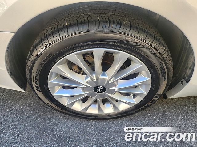 Hyundai Sonata 2015 — photo 19