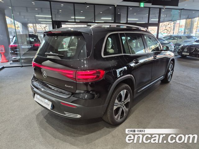 Mercedes-Benz EQB 2026 — photo 2