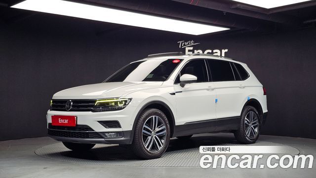 Volkswagen Tiguan 2018 — photo 1