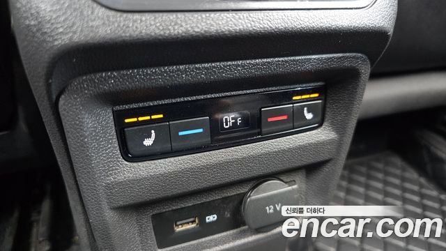 Volkswagen Tiguan 2018 — photo 19