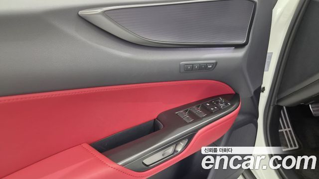 Lexus NX 2025 — photo 13