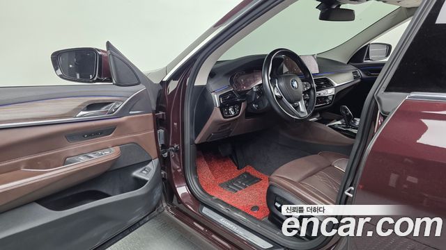 BMW Gran Turismo 2020 — photo 10