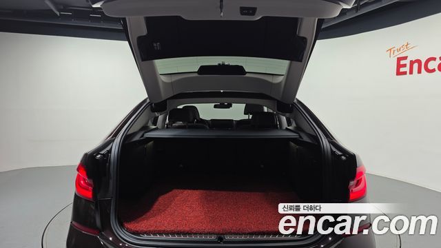 BMW Gran Turismo 2020 — photo 20