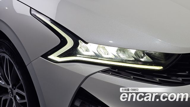 Kia K5 2020 — photo 8