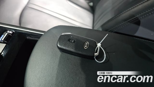 Kia K5 2020 — photo 30