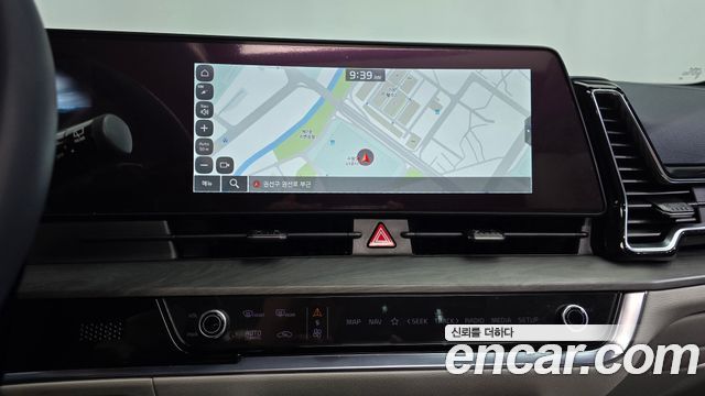 Kia Sportage 2023 — photo 18