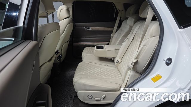 Genesis GV80 2023 — photo 18