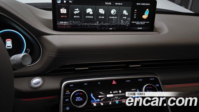 Genesis GV80 2023 — photo 20