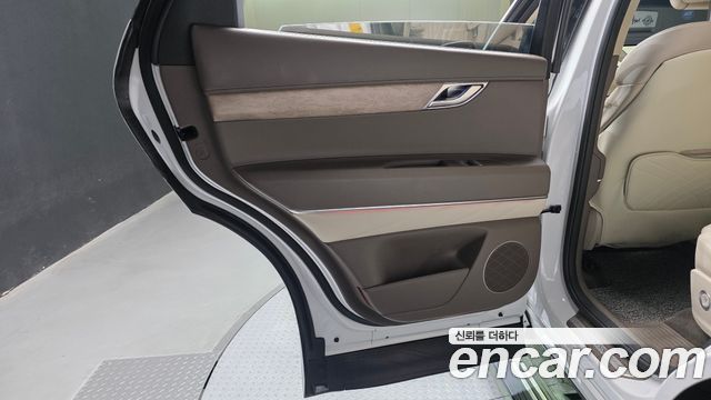 Genesis GV80 2023 — photo 15