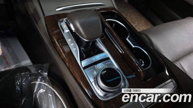 Kia K9 2019 — photo 9