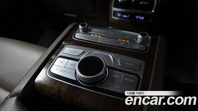 Kia K9 2019 — photo 18