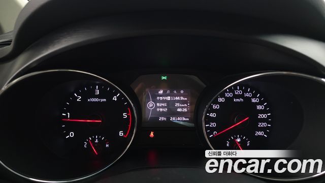Kia Canival 2016 — photo 8