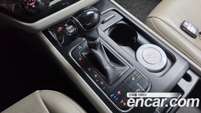 Kia Canival 2016 — photo 9