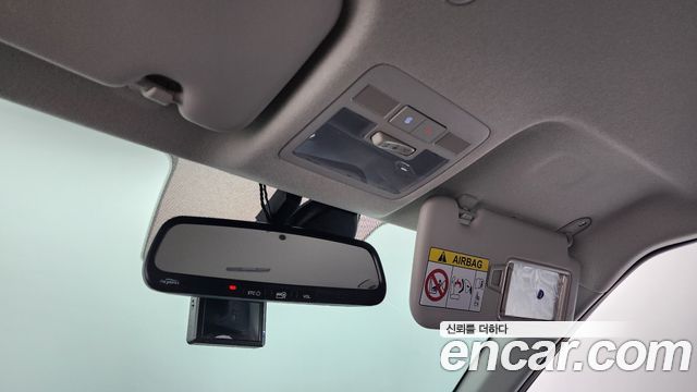 Hyundai Venue 2021 — photo 24