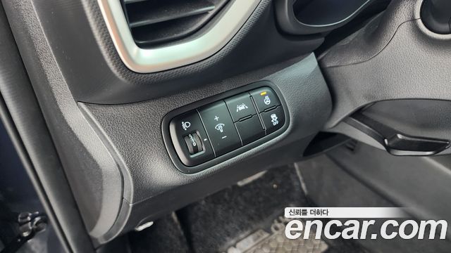 Hyundai Venue 2021 — photo 26