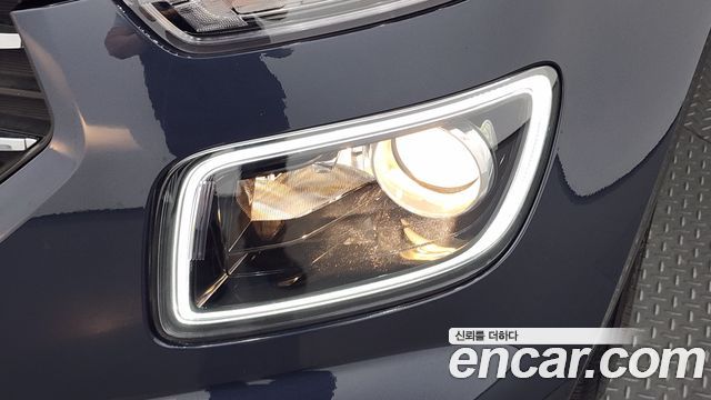 Hyundai Venue 2021 — photo 8