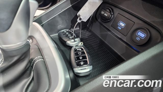 Hyundai Venue 2021 — photo 30