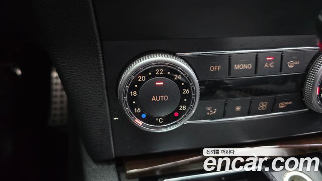 Mercedes-Benz GLK-Class 2010 — photo 18