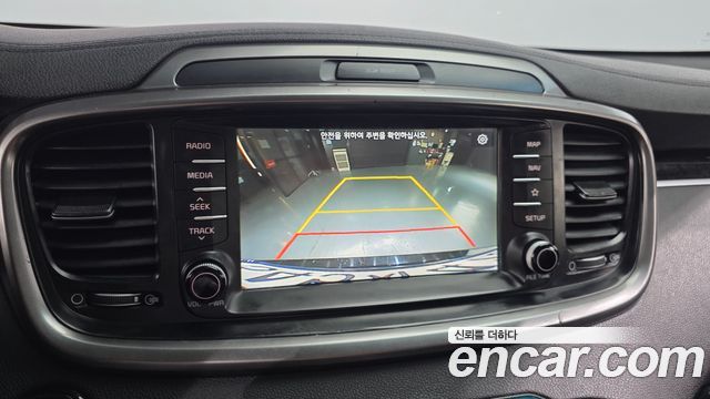 Kia Sorento 2019 — photo 17