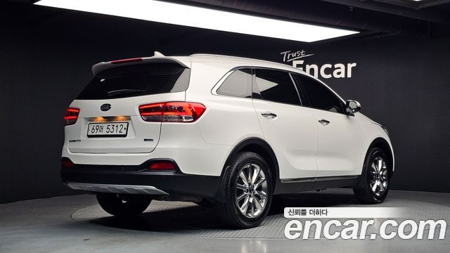 Kia Sorento 2015 — photo 2