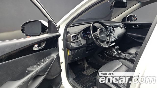 Kia Sorento 2015 — photo 13