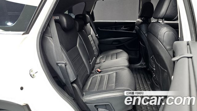 Kia Sorento 2015 — photo 17