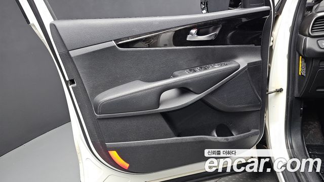 Kia Sorento 2015 — photo 14