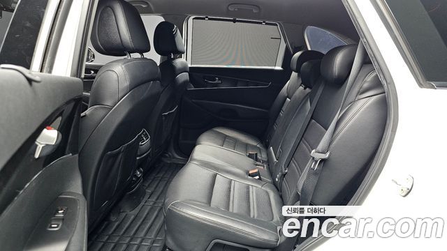 Kia Sorento 2015 — photo 16