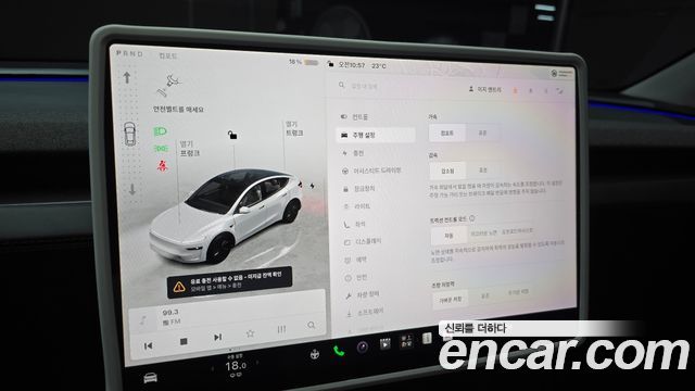 Tesla Model Y 2025 — photo 20