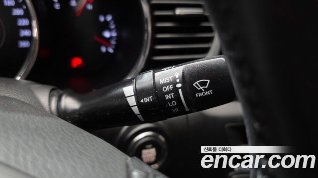 Kia K5 2013 — photo 24