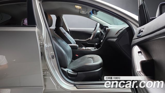 Kia K5 2013 — photo 16