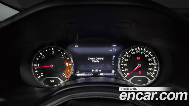 Jeep Renegade 2015 — photo 8