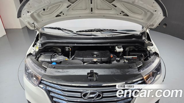 Hyundai Starex 2020 — photo 6