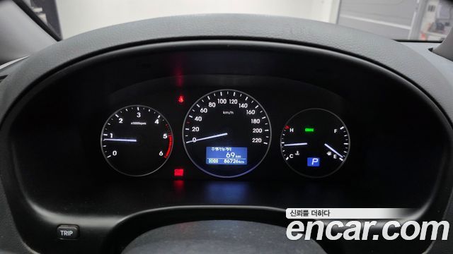Hyundai Starex 2020 — photo 11