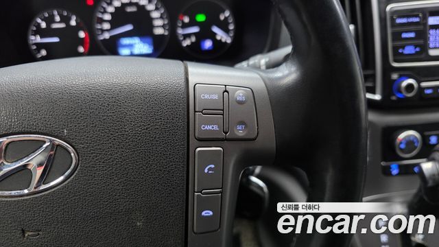 Hyundai Starex 2020 — photo 23
