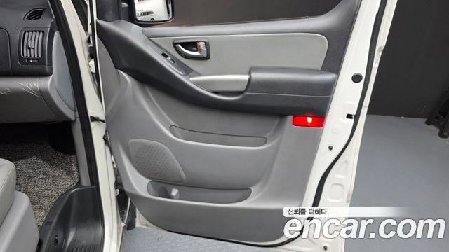 Hyundai Starex 2020 — photo 15